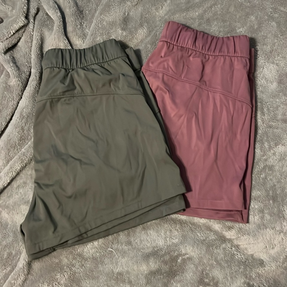 Athletic shorts